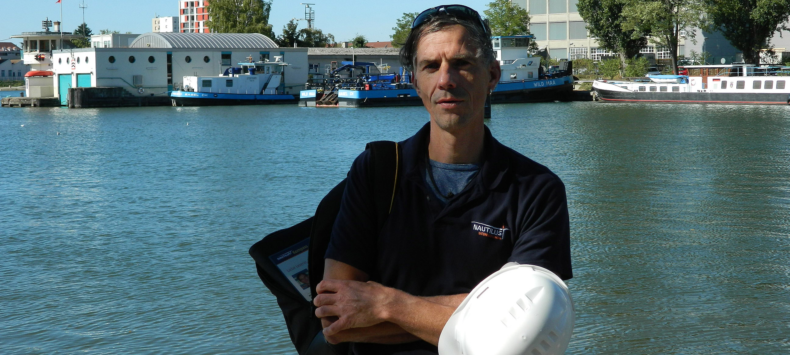 Image: Nautilus national secretary Holger Schatz at the Port of Basel Image: Nautilus national secretary Holger Schatz at the Port of Basel