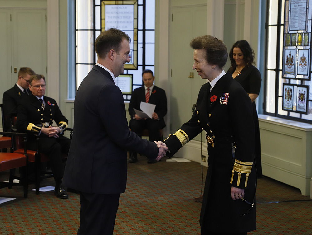 mn_medal2019_captain_ian_chapman_hrh_web_x1000.jpg mn_medal2019_captain_ian_chapman_hrh_web_x1000.jpg